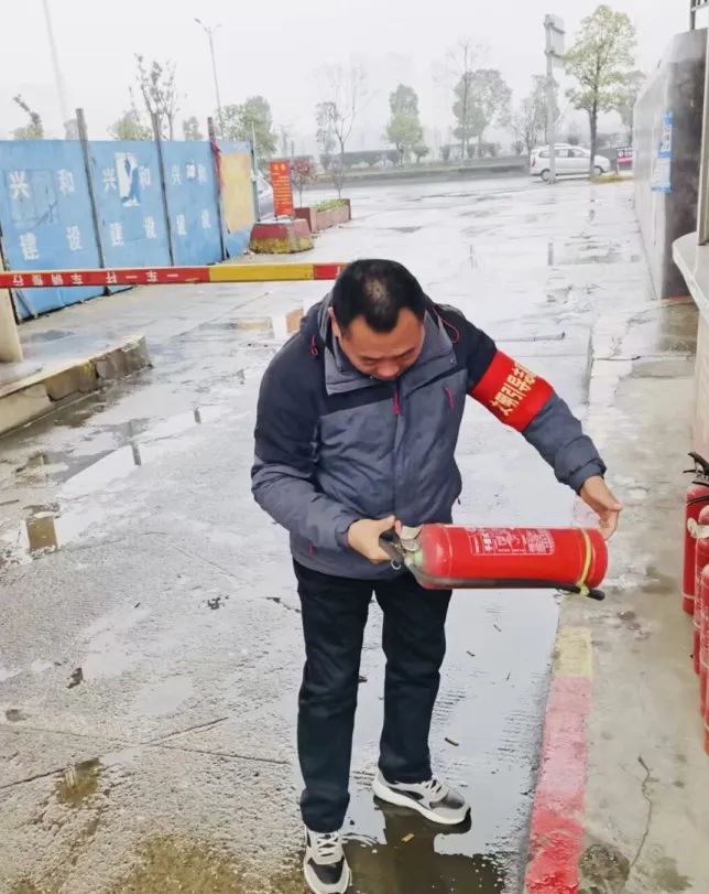 �¾��Ͷ��ߣ�����ظ�λ��������������(ͼ7)