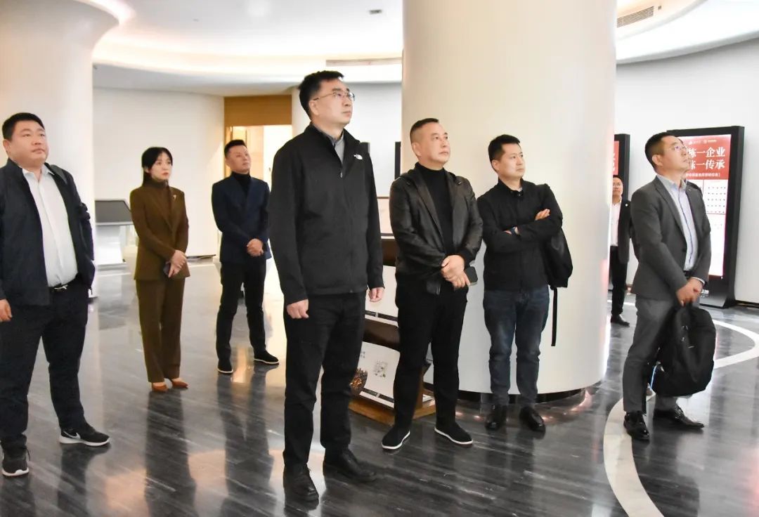 ��̽��ɫ��չ���������ϵ���������޹�˾�ι۵���MS - ��ʨ�����(ͼ1)