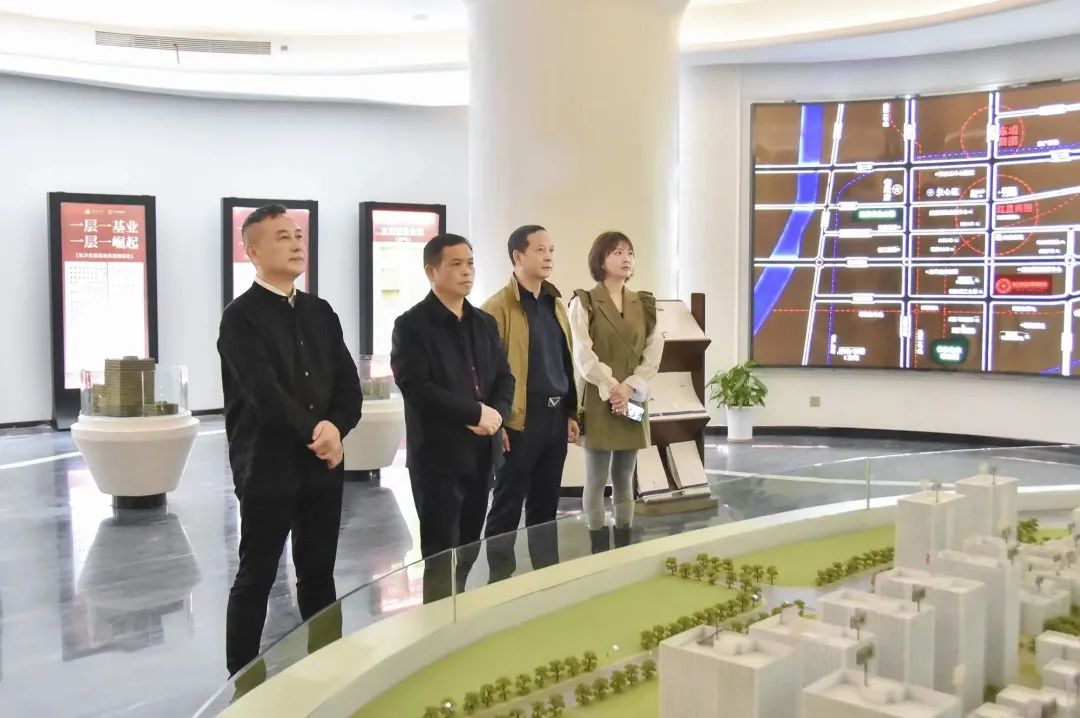 长沙市天心区辅导一行光临MS - 美狮贵宾会调查互换(图2) 640.jpg