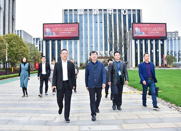 ������ί��ί����������������һ�й���MS - ��ʨ�����ι۵���(ͼ1)