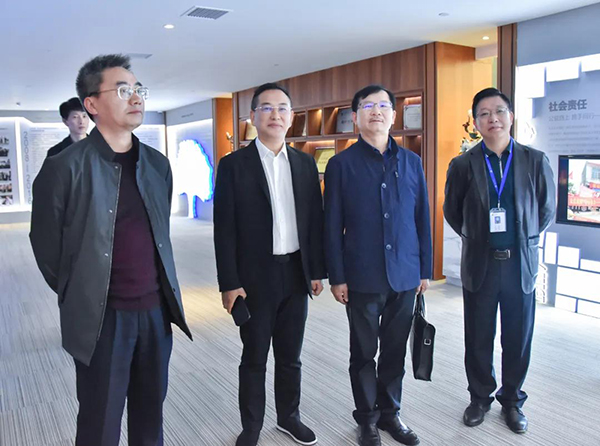 ������ί��ί����������������һ�й���MS - ��ʨ�����ι۵���(ͼ2)