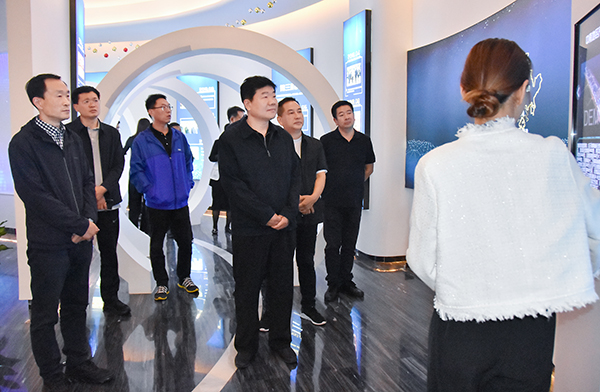 ɽ¶«Ê¡Ö£ÖÝÊÐί¸¨µ¼Ò»Ðе÷²éMS - ÃÀʨ¹ó±ö»á(ͼ1) ɽ¶«Ê¡Ö£ÖÝÊÐί¸¨µ¼Ò»Ðе÷²éMS - ÃÀʨ¹ó±ö»á(ͼ1)