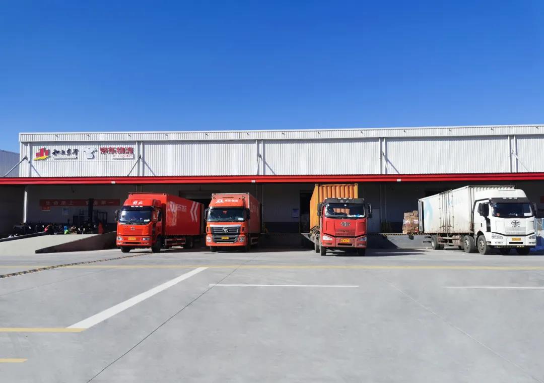 买买买!忙忙忙!MS - 美狮贵宾会-京东华北物流基地全力迎战“双十一”(图3) 买买买!忙忙忙!MS - 美狮贵宾会-京东华北物流基地全力迎战“双十一”(图3)