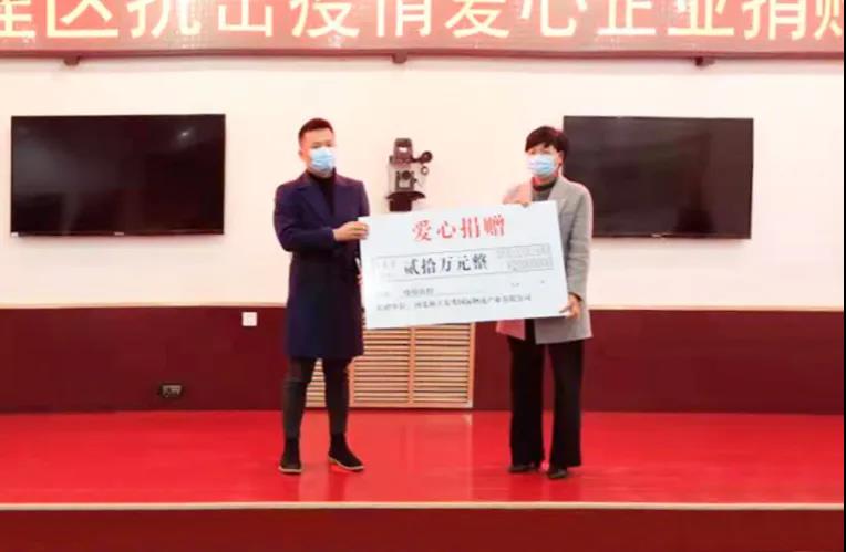 ��������Ե������ӱ�MS - ��ʨ����ᰮ�ľ��������������(ͼ1)